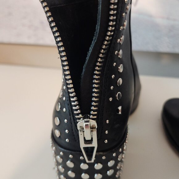 Dolce Vita STUDDED Black Ankle Boots - Women's US 6.5 - Picture 4 of 15